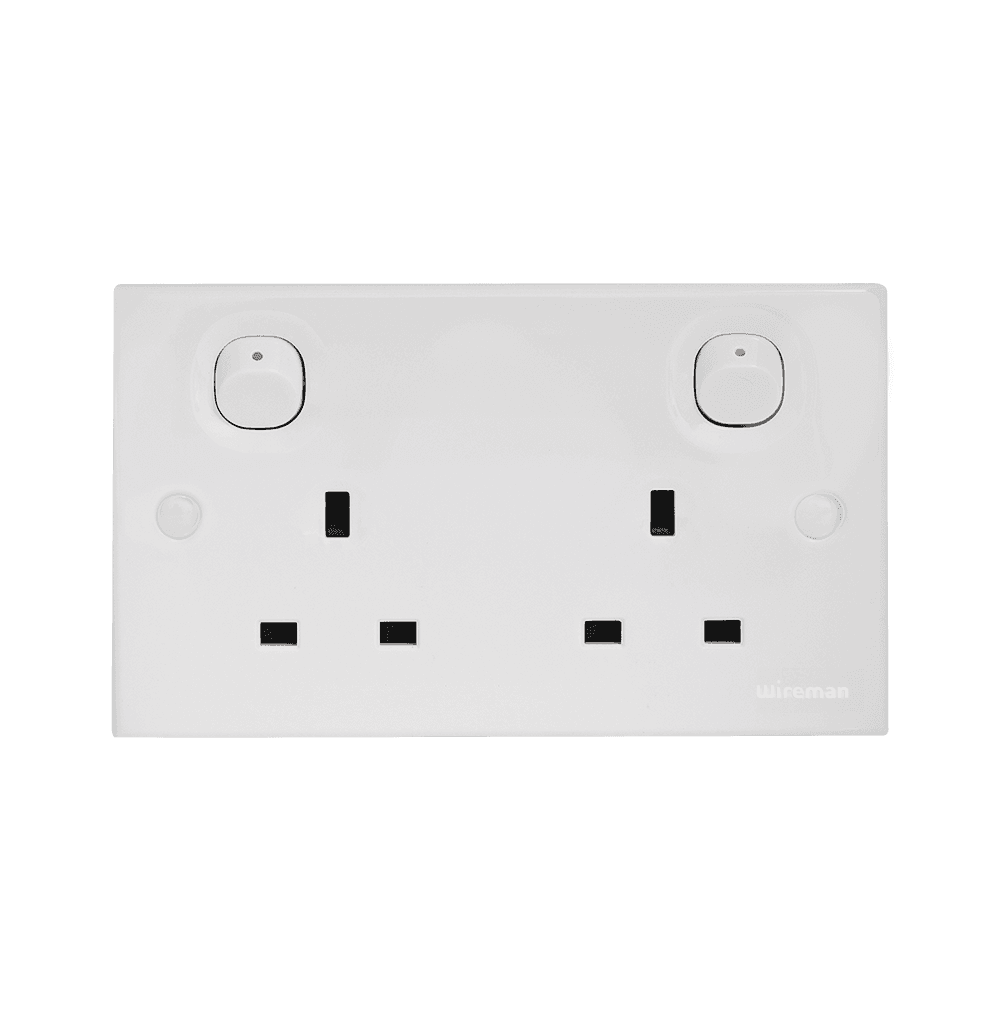 CLASSIC 13Amp. Twin Switched Socket Outlet